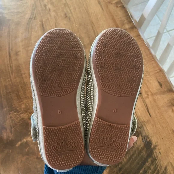 Sparkly Diamond Toddler Girls Dress Shoes: Size 8 - Picture 3 of 7
